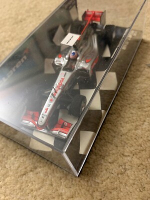 Minichamps 1 43 Vodafone McLaren Mercedes MP4-25 - Jenson