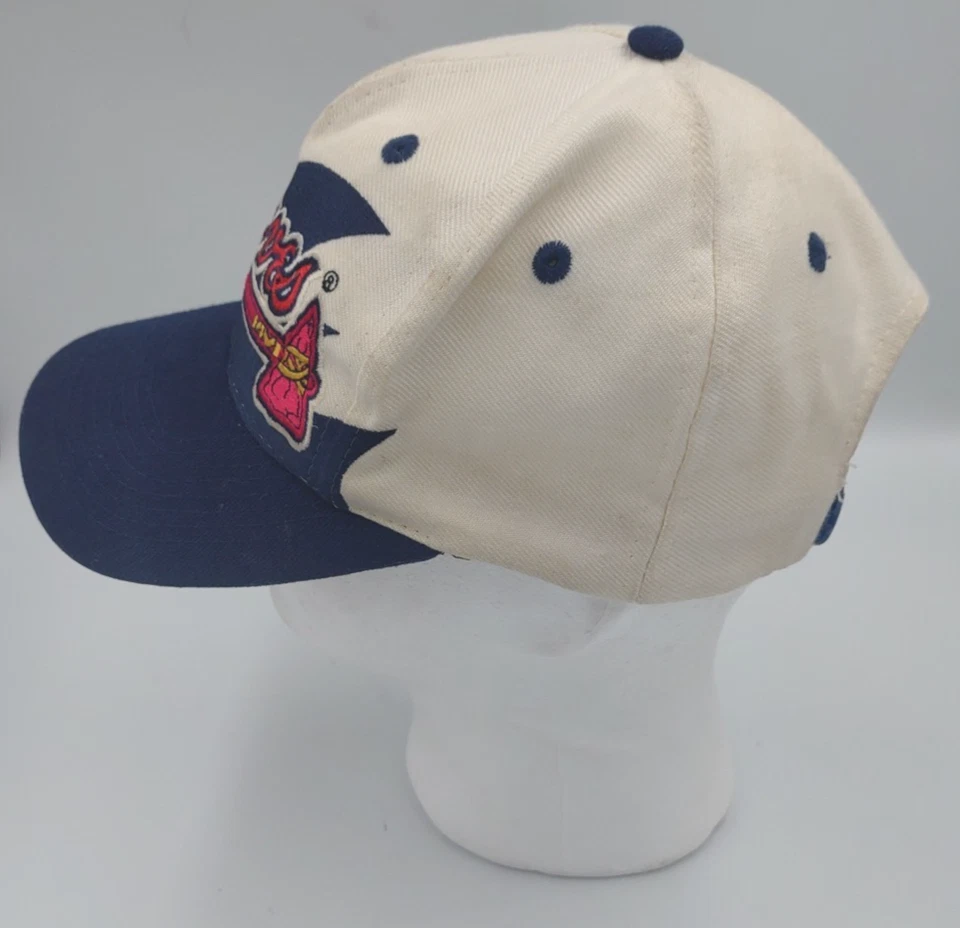 Vintage 1990s MLB Atlanta Braves Double Sharktooth Logo 7 Athletic Snapback Foto 2 de 4