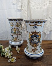 Paire de vases Gien Renaissance