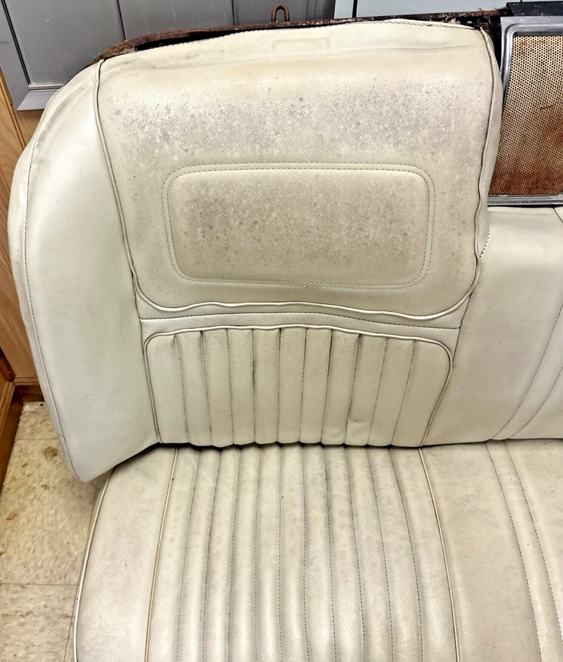 Asiento trasero usado OEM GM Buick Riviera/Electra/Wildcat 1966-1970 4 puertas (BM) Foto 4 de 4