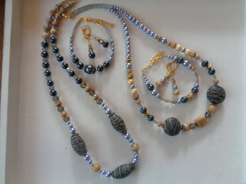 Schmucksets Halsketten + Armbänder + Ohrbrisuren 6 Varianten auswählbar UNIKATE