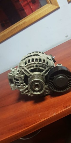 BMW 1 E81 118d Lichtmaschine 7550469 2.0 Diesel 105kw 2008 10670779