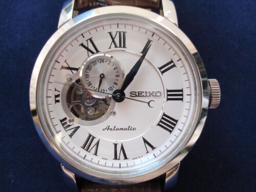 SEIKO 4R39 Automatic Men’s Watch from Japan Import! - Picture 1 of 12