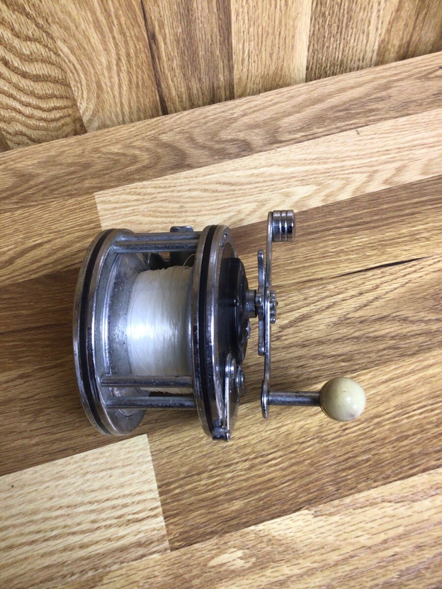 Vintage Penn Super Mariner No. 49 Fishing Deep Sea Reel Vintage Penn Super Mariner No. 49 Fishing Deep Sea Reel