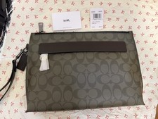 NWT Coach F29508 Signature Carry All Pouch Surplus Green Wristlet Clutch