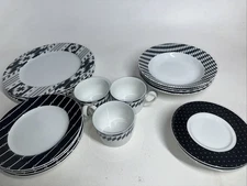 Mikasa Fine China - Studio Nova Black and White FLASH pattern 17 Pc Set
