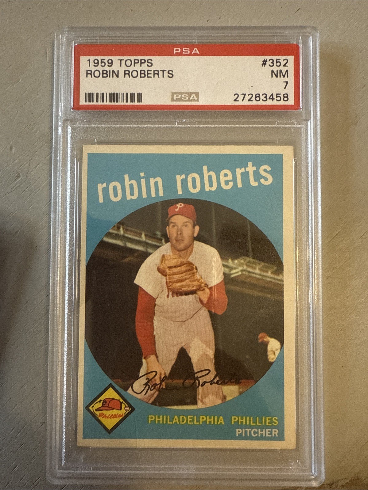 1959 TOPPS # 352 ROBIN ROBERTS HOF PSA 7 NM PHILADELPHIA PHILLIES(Clean Card!)