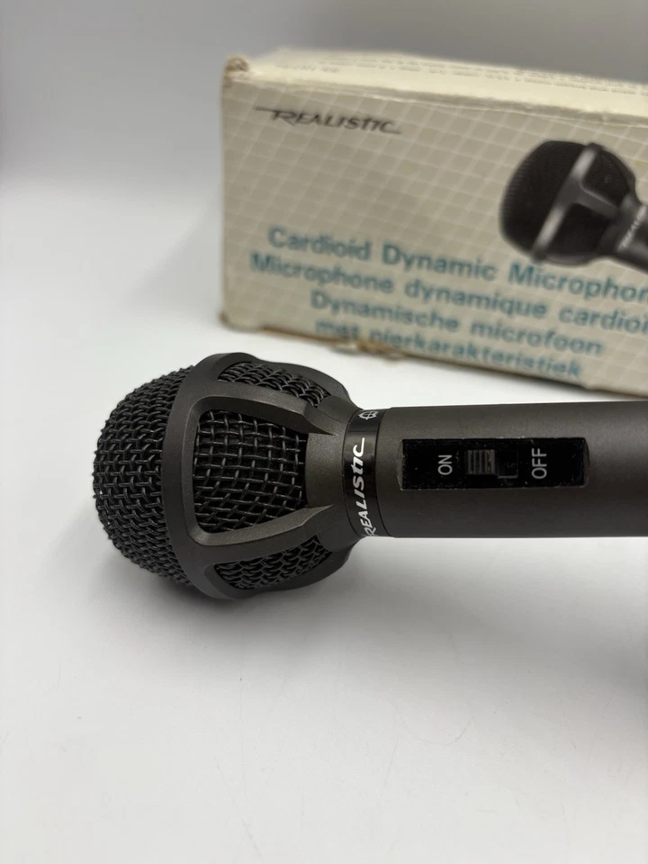 Realistic 33-1073A Dynamic Cardioid Microphone 13ft Cable - Boxed & Working - Image 2 of 4