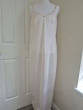 Vintage 70s Olga Cream Full Slip Dress Style 974L Size 40 Maxi Lingerie