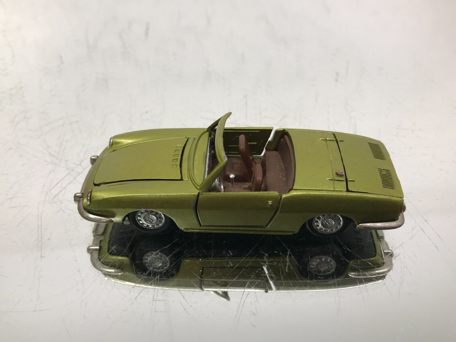 Picture 3 of 6