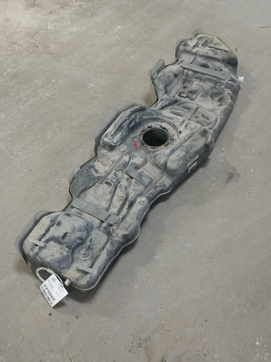 2007 2016 GMC Acadia Fuel Tank Reservoir 25811976 OEM for sale 