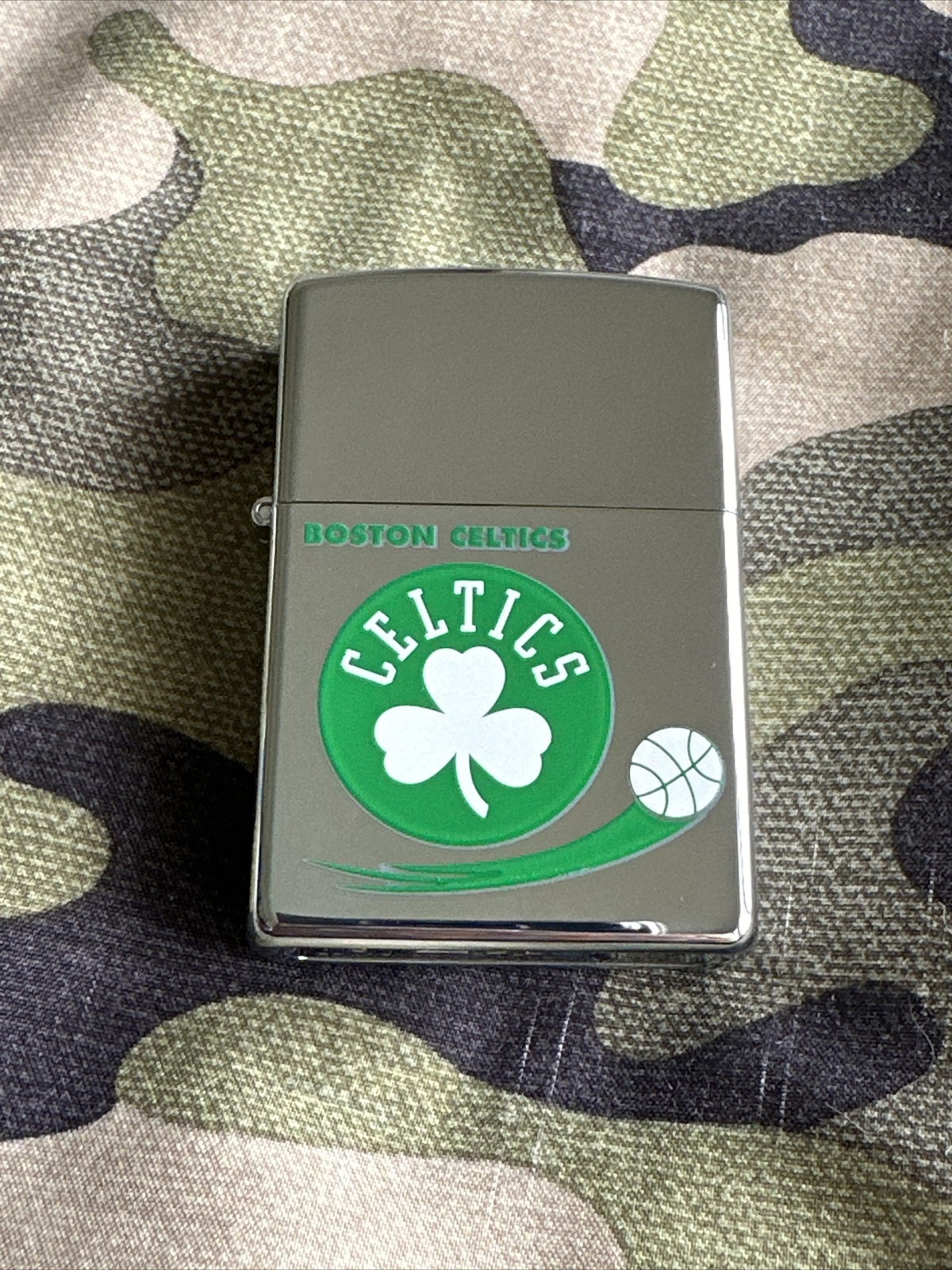 2008 Zippo Lighter Boston Celtics NBA Green Clover High Polish