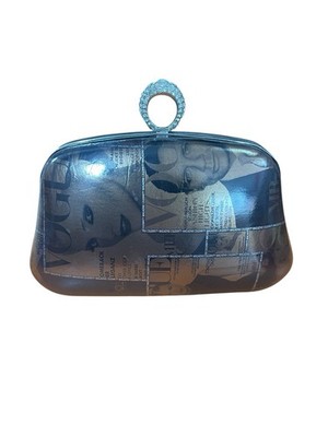 DAMEN ABENDTASCHE Modell mit Handtaschen und Kettenriemen