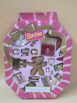 1998 Mattel Barbie Holiday Presents Gift Set Special Collection