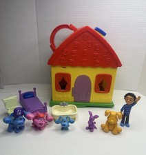 Blues Clues Fold Up House Playset With 6 Figures 3 Pieces Of Furniture