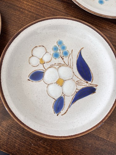 Vtg Japan Sunmarc Stoneware Salad Plates Set Of 6 Cottagecore Boho Blue Flowers - Picture 2 of 9