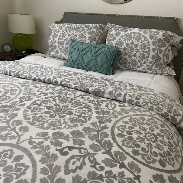Juego de funda nórdica floral Pottery Barn Ana gris humo reina 2 horas fundas medallón🦩 Foto 2 de 2