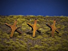 Modellbau Zubehör 3 x Panzersperren Tschechenigel coloriert und echt rostig 1:35