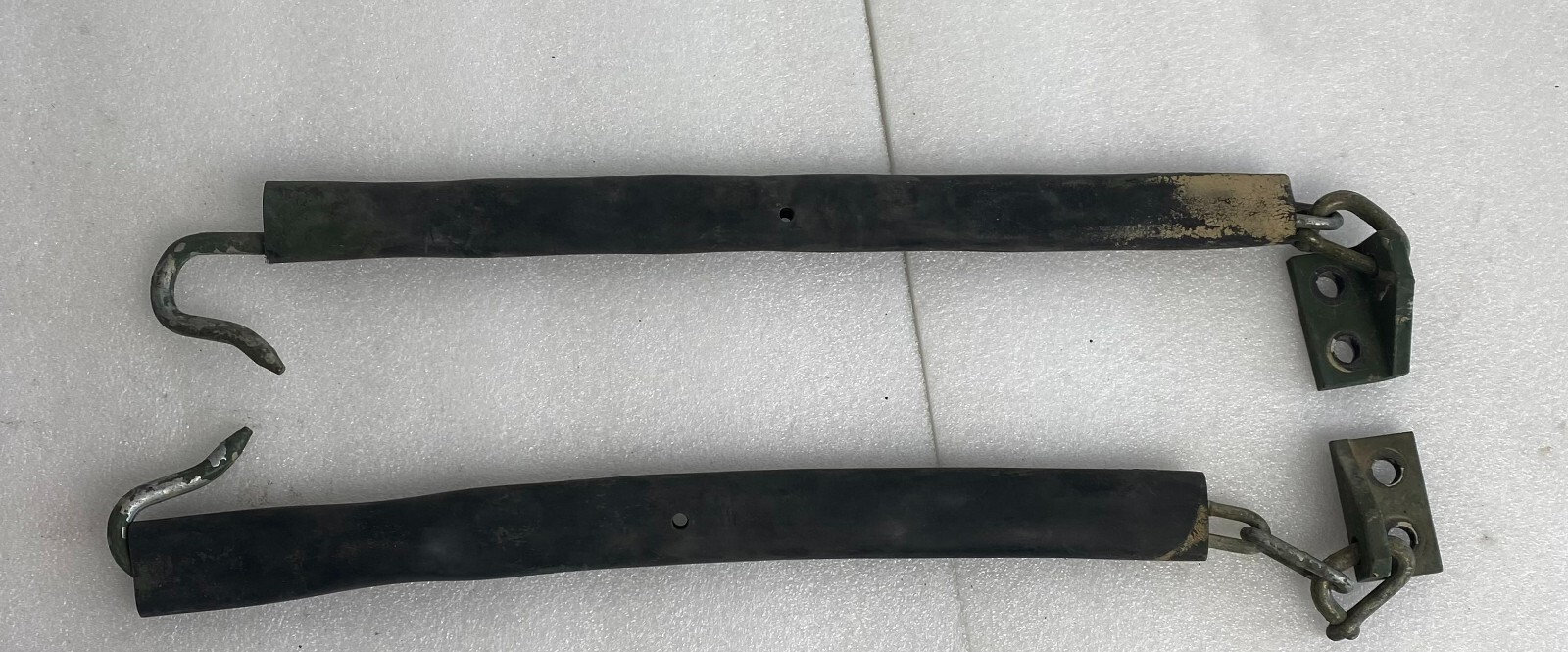 Humvee Chain HMMWV TAILGATE CHAIN ASSY SET, Pair Left + Right HUMVEE Hummer H1 M998 ...