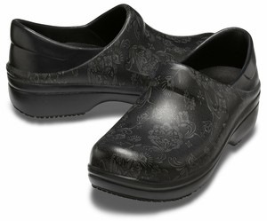 neria pro clogs