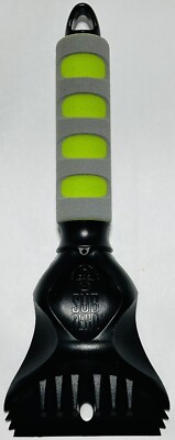 New Subzero 11' Polar Vortex Snow & Ice Scraper Handheld Green and Black