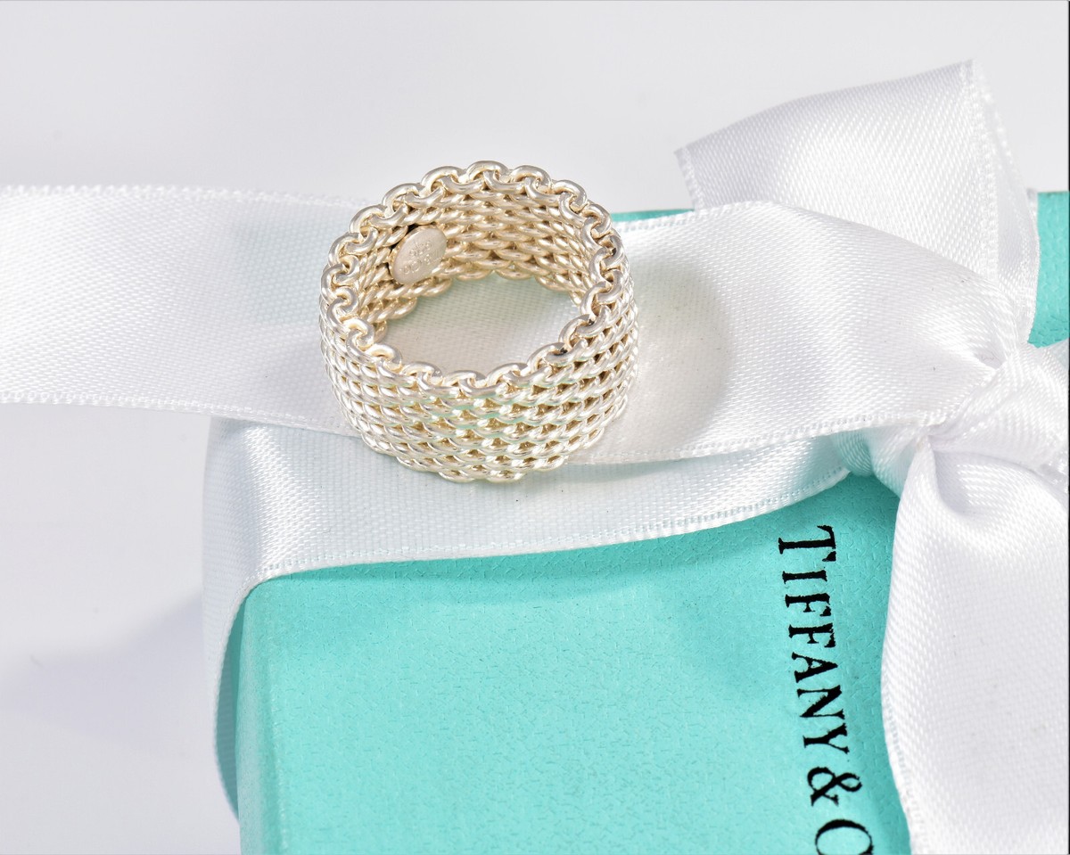 TIFFANY&GO.のアクセサリー3つ NYJEWEL Tiffany & Co 14k Three Tone Gold Trinity Bangle