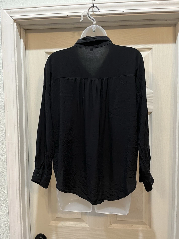 Блузка женская Ambiance большая на пуговицах черная с длинным рукавом карман футболка - Изображение 4 из 4