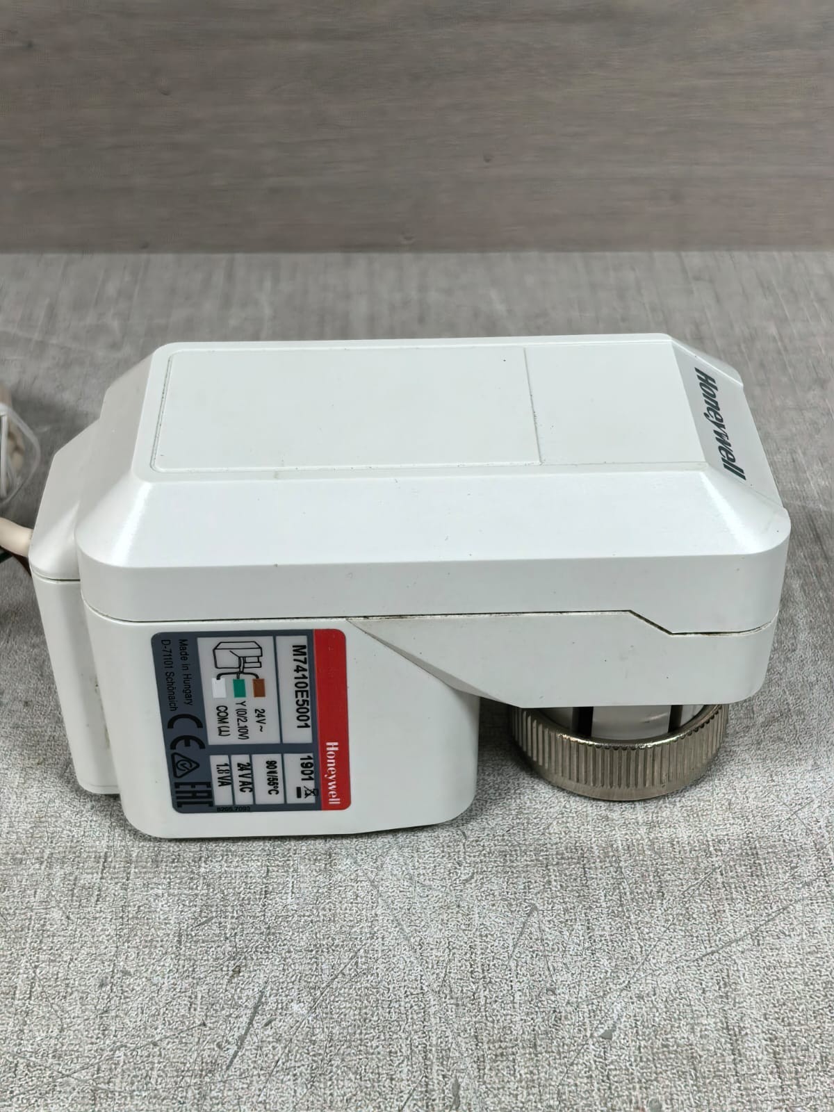 Honeywell M7410E5001 HONEYWELL M7410E5001 MODULATING LINEAR VALVE ACTUATOR 9