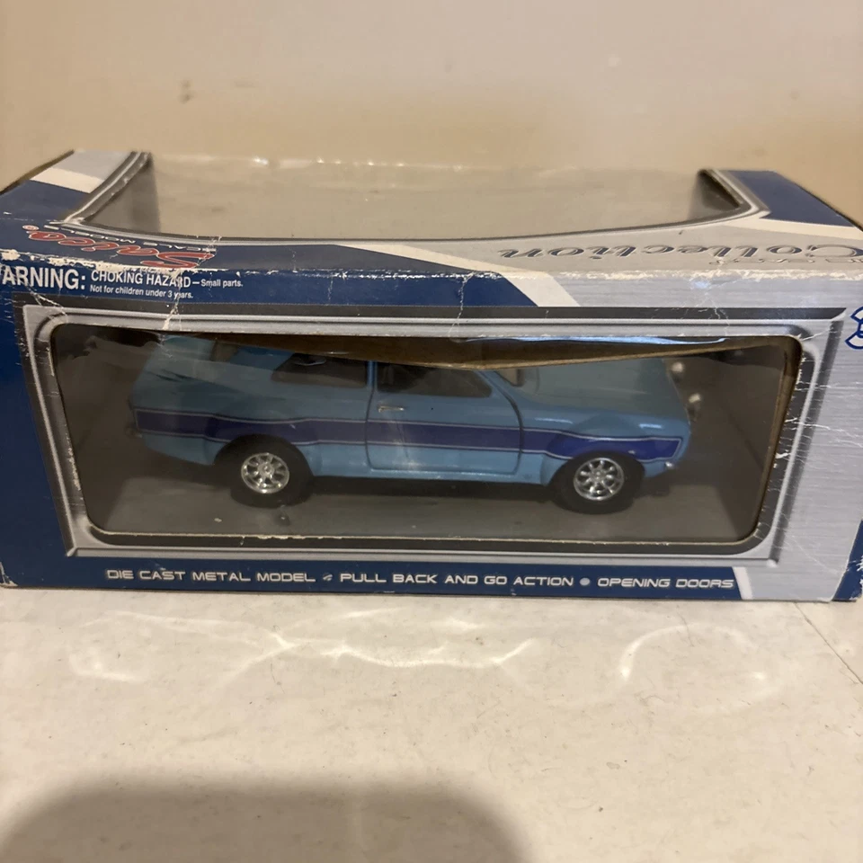 Saico 1/32 Scale Ford Escort RS2000 Mk1, Boxed, In Blue - Image 4 of 4