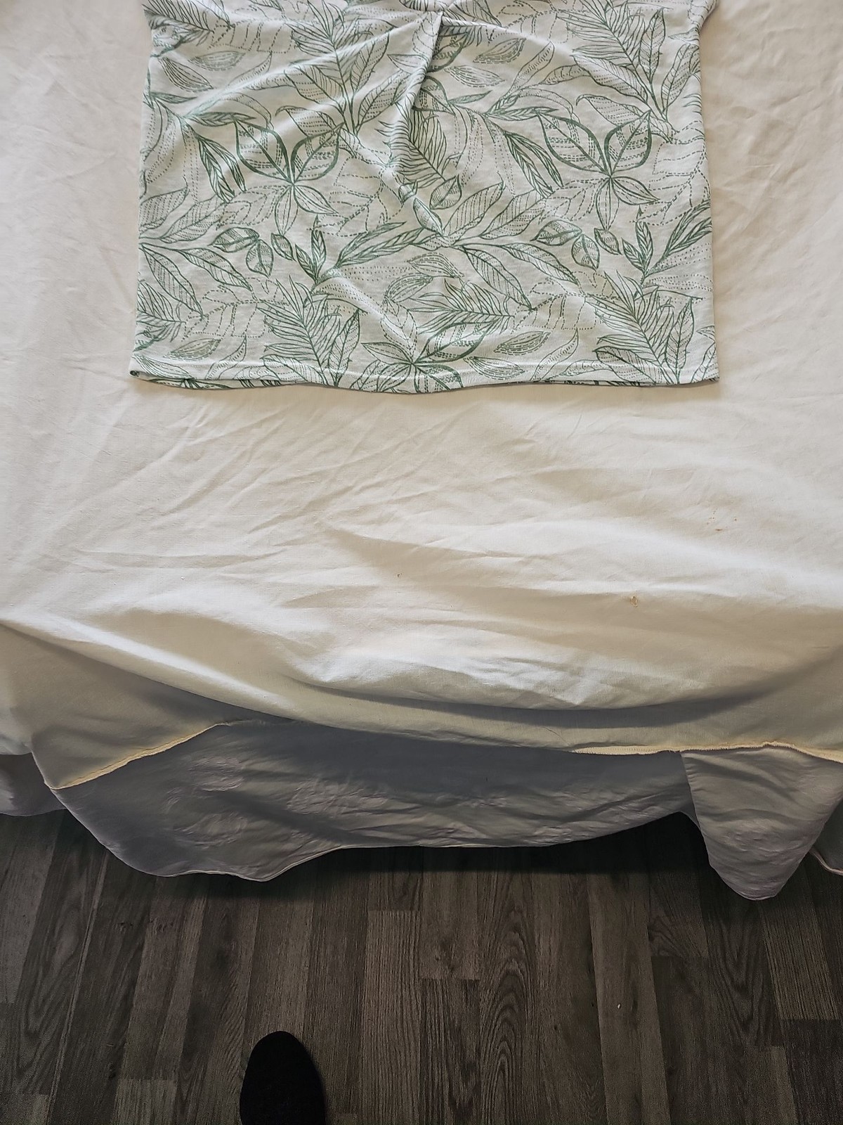 Encuentro Tropical Leaf Print V-Neck Slouchy Top D491 image 5