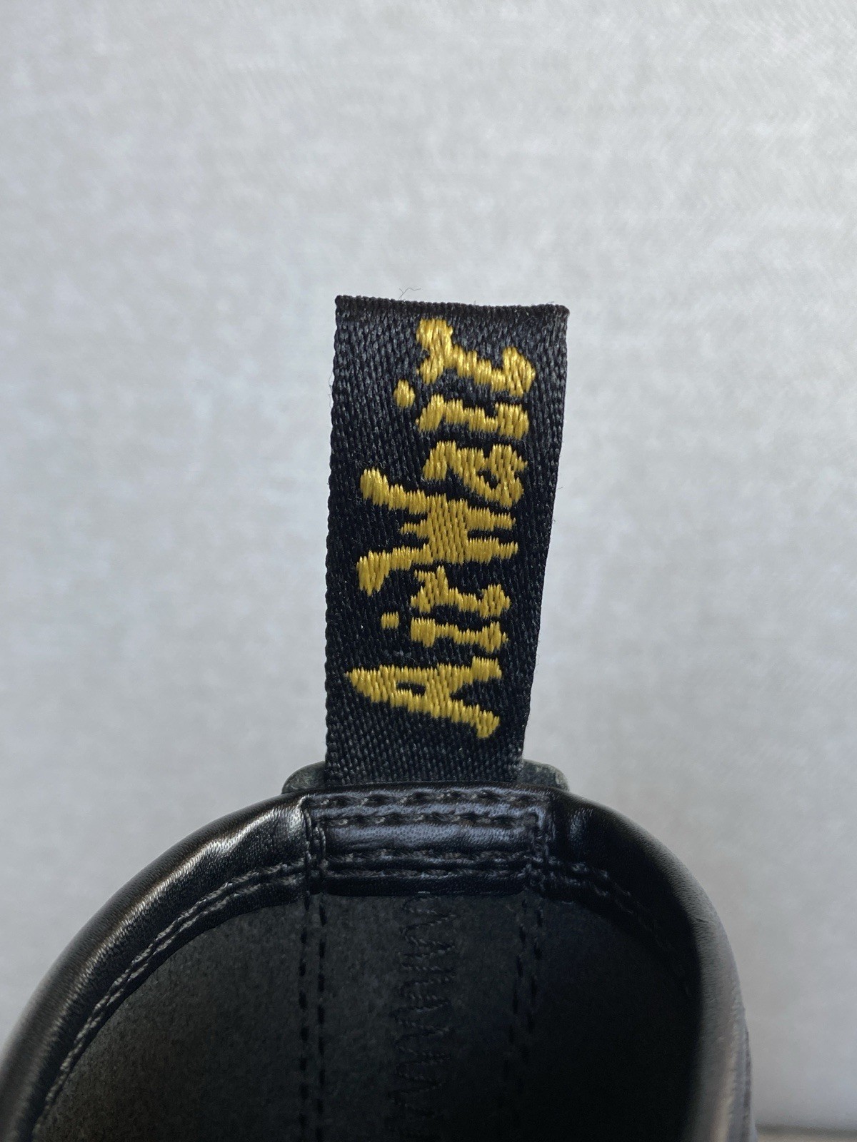 Dr Martens Black Leather Boots Women’s Size 7 AirWair Combat Doc Martens thumbnail 4