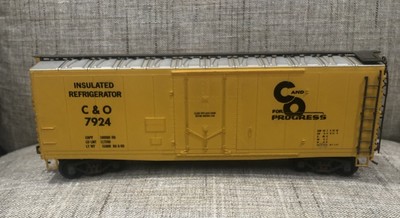 O Scale C&O #7924 Yellow 50' Insulated Refrigerator Car  C And O For Progress #2