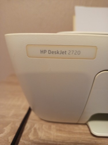 Drucker und Kopierer HP DeskJet 2720