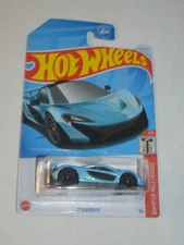 HOT WHEELS 2024 QUARTER MILE HEROES 1/5 - McLAREN P1 METALLIC LIGHT BLUE