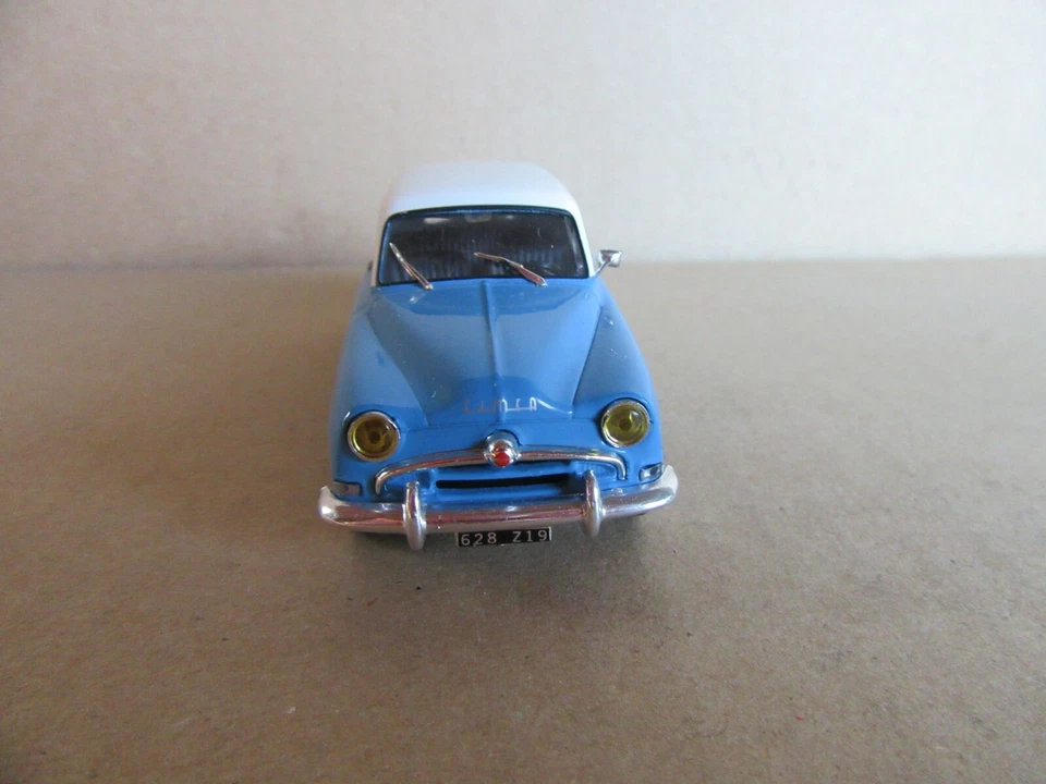 232I IXO Altaya Simca Aronde Messagère Nestlé 1954 Tôlé 1:43 - Photo 2/4