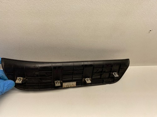 2016-2018 KIA OPTIMA LEFT REAR DOOR OUTER SILL SCUFF PLATE TRIM COVER BLACK OEM - Picture 6 of 6