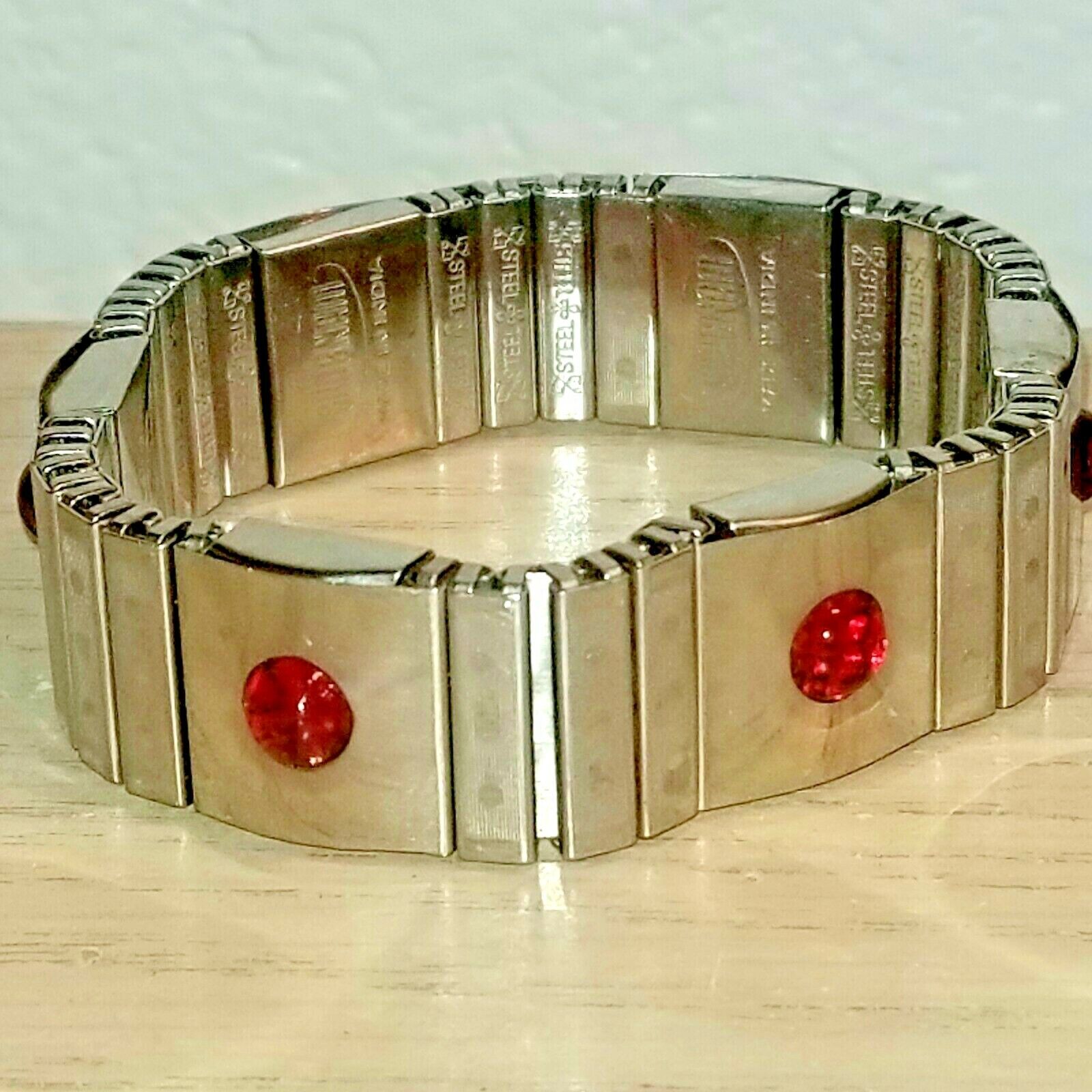 Attractive Red Jeweled 多様な Shabnam Bracelet 春のコレクション Watchband Steel Flexible
