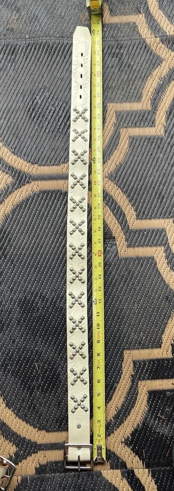 Cinto HTC Hollywood Trading Co Vintage Couro Creme Upcycled com X Studs Tamanho 32 - Imagem 3 de 4