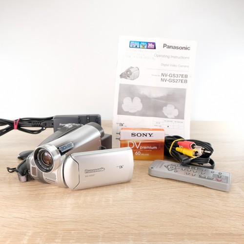 Panasonic NV-GS37 Handheld MiniDV Cassette CCD Retro Camcorder Silver Tested PAL