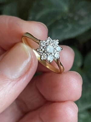 18CT Gold Diamond Brilliant Cut DAISY Cluster 1ct Engagement RING Size R  1/2 UK