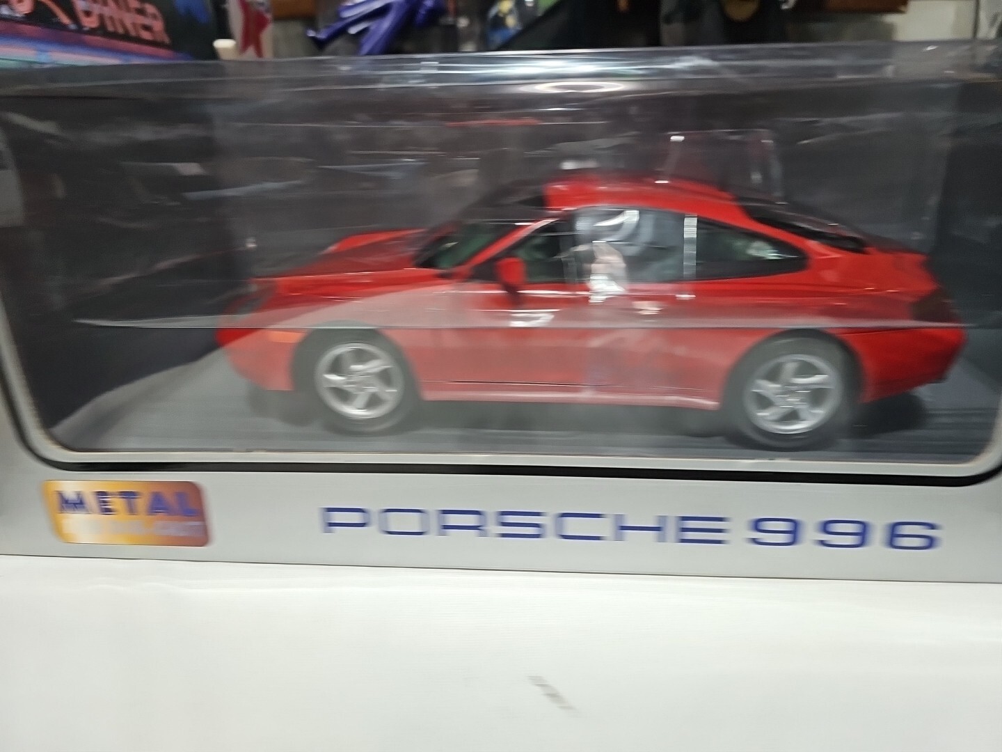 Picture 3 of 24