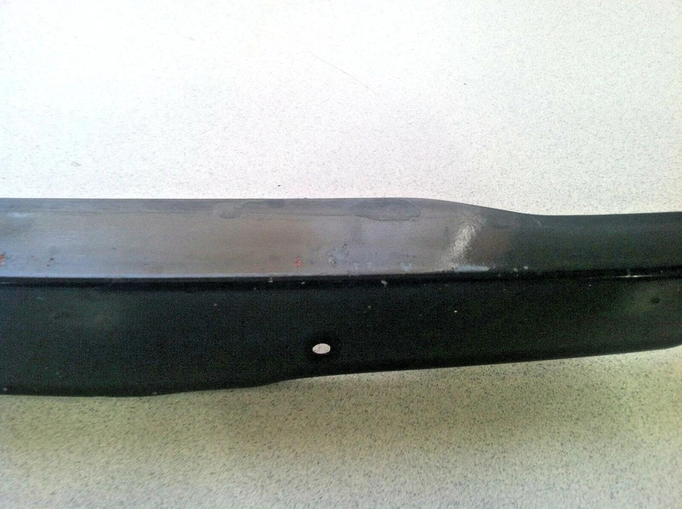 MERCEDES-BENZ 380SEC 1981-1985 420SEC 500SEC W126 ~ EMBELLECEDOR DEL FARO INFERIOR IZQUIERDO Foto 3 de 4