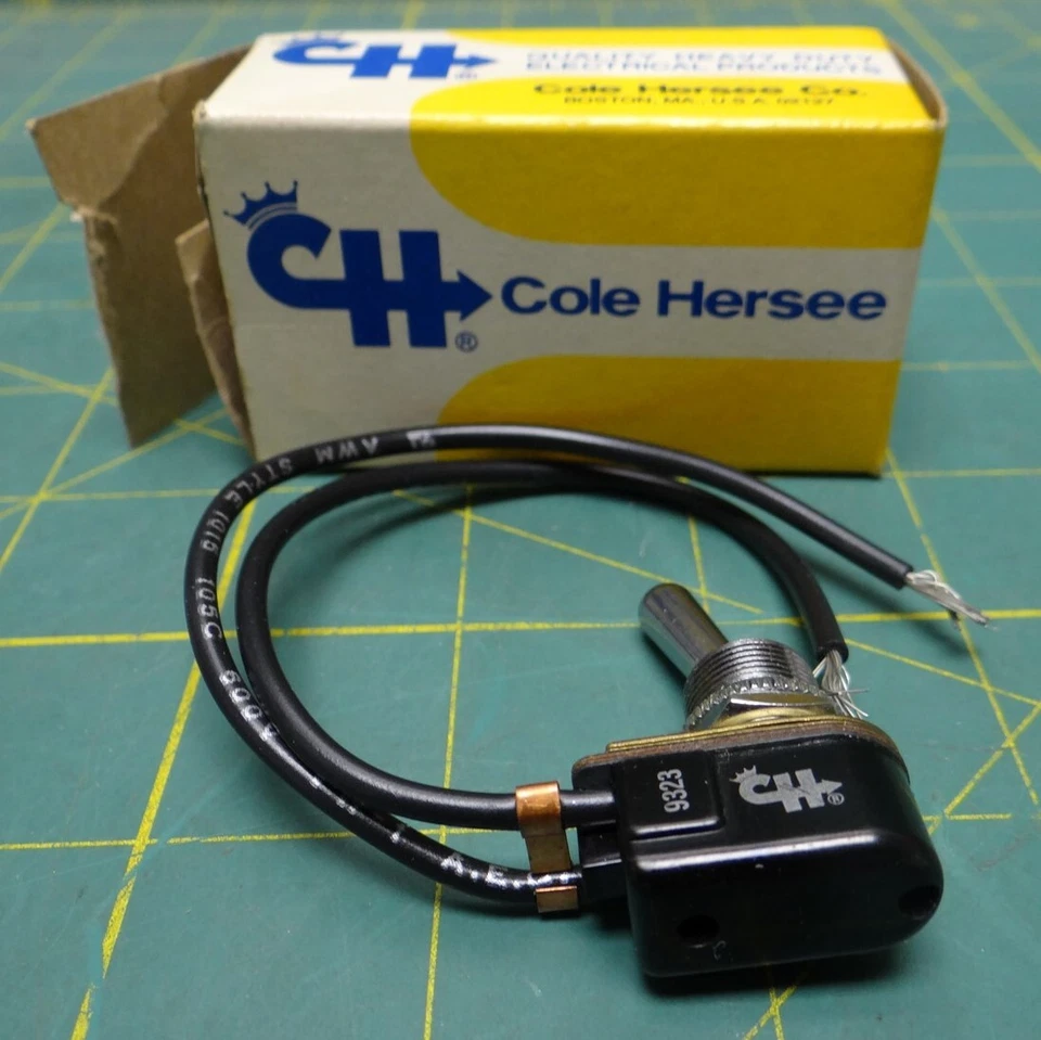 Cole Hersee M-584 Toggle Switch On-Off 3A 250V 6A 125V - Image 2 of 4