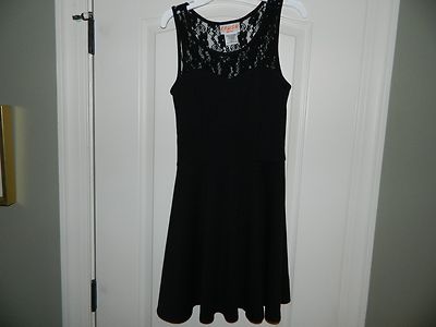 Women's Junior's Black Dress Size Small