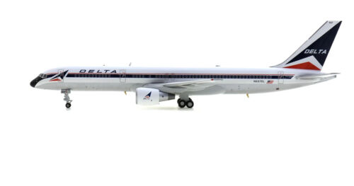 B757-200 DELTA AIR LINES N607DL WIDGET WITH STAND - GEMINI JETS G2DAL1263 1/200 - Picture 2 of 5