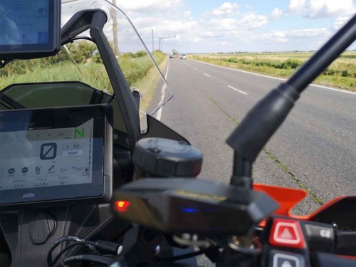 Global Eagle X6 Pro cámara negra Yamaha MT-09 SP 2018 - 2023 - Imagen 10 de 11