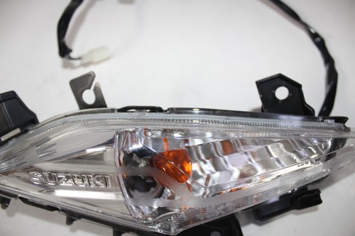 Clignotant Avant Droite Suzuki An 400 Burgman Année Type Wduo 2018 - 2026 Ori - Photo 4 sur 9