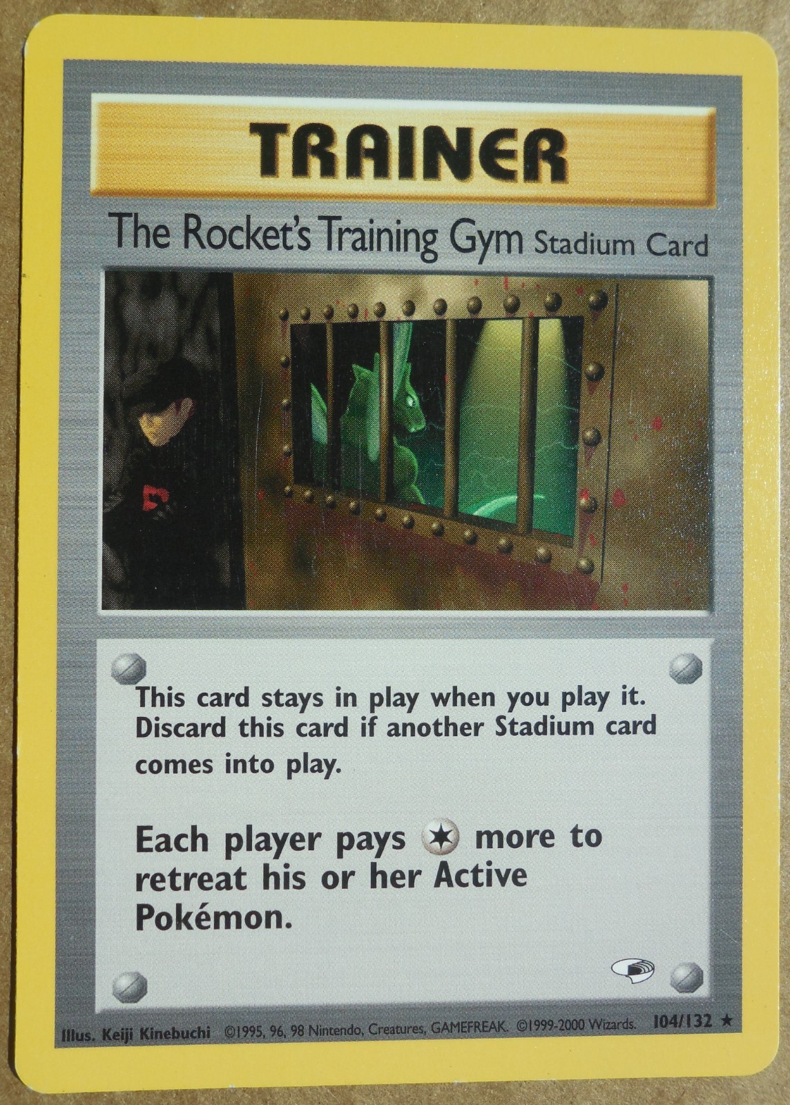 The Rocket's training Gym Stadium Card 104/132 Rare Gym Heroes Trainer Pokemon