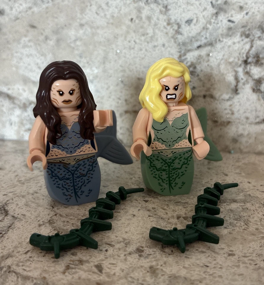 LEGO Syrena Tamara Sirena Minifigura Piratas Caribe Gorra Blanca Bahía 4194 Mareas Foto 2 de 4