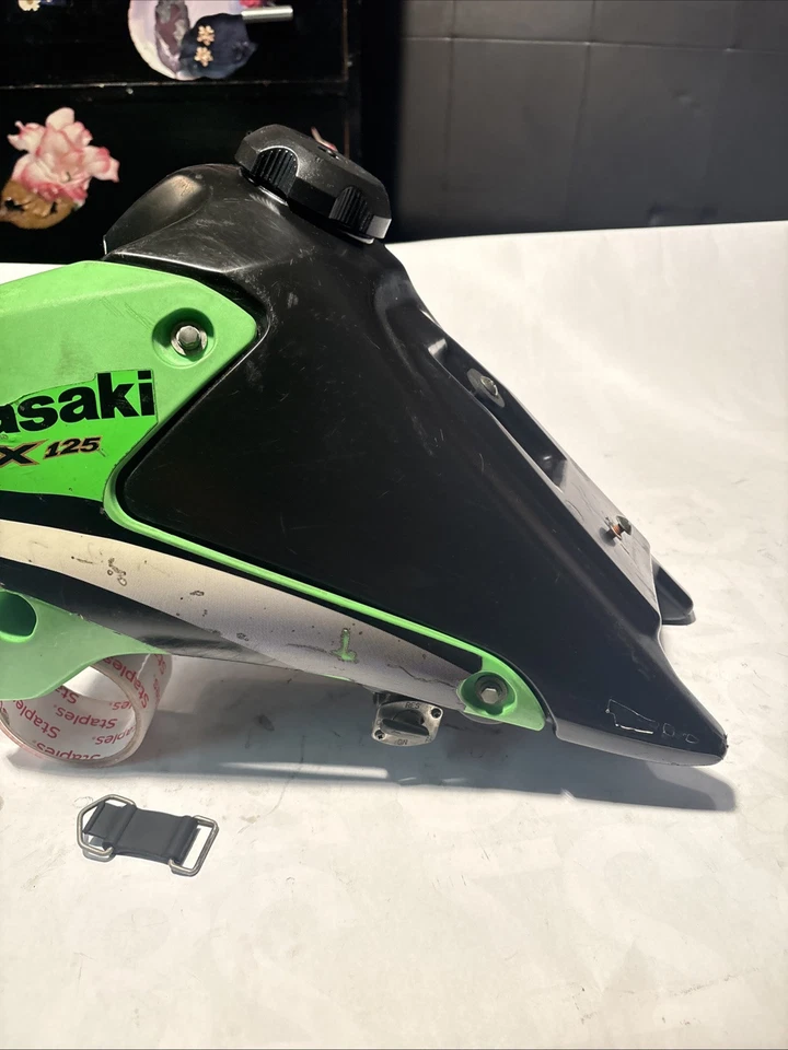 2003-2007 Kawasaki KLX125 tanque de gasolina combustível 51001-S018-539 KLX 125 L DRZ Suzuki fabricante de equipamento original✅ - Imagem 4 de 4